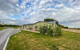 Beautiful 3-Bed Luxury Private Lodge In York