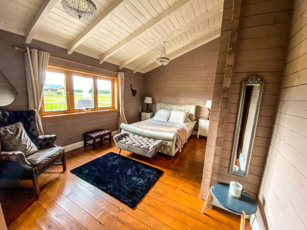 Beautiful 3-Bed Luxury Private Lodge In York Exterior photo