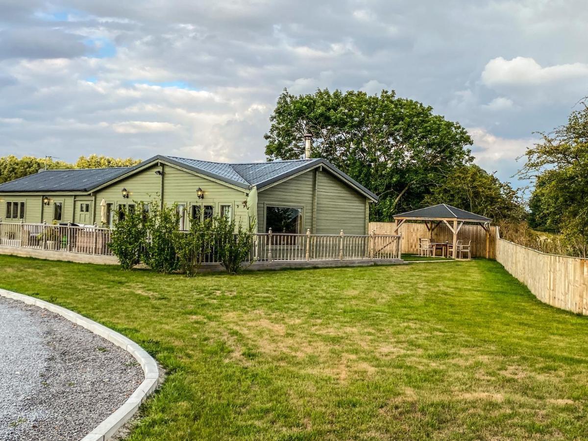 Beautiful 3-Bed Luxury Private Lodge In York Exterior photo