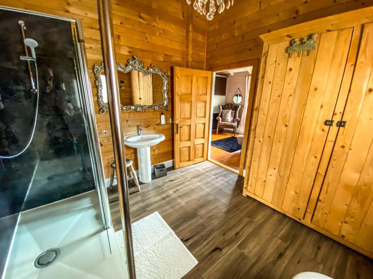 Beautiful 3-Bed Luxury Private Lodge In York Exterior photo